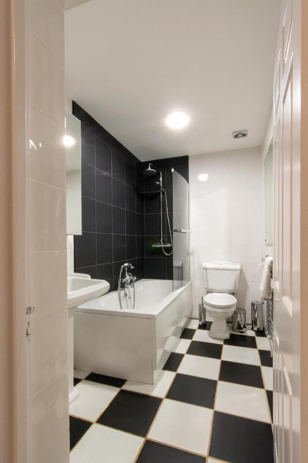 Free Parking! Very Large 2 Bedroom Clifton Flat Bristol Exterior foto